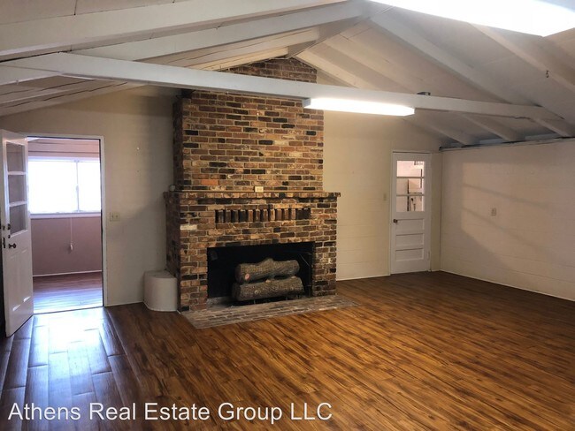 Building Photo - 1 br, 1 bath House - 180 Mell Street
