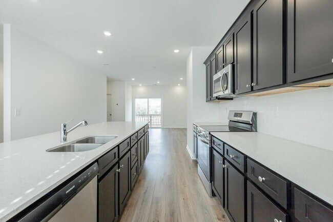 Building Photo - 4186 Tillie Cir