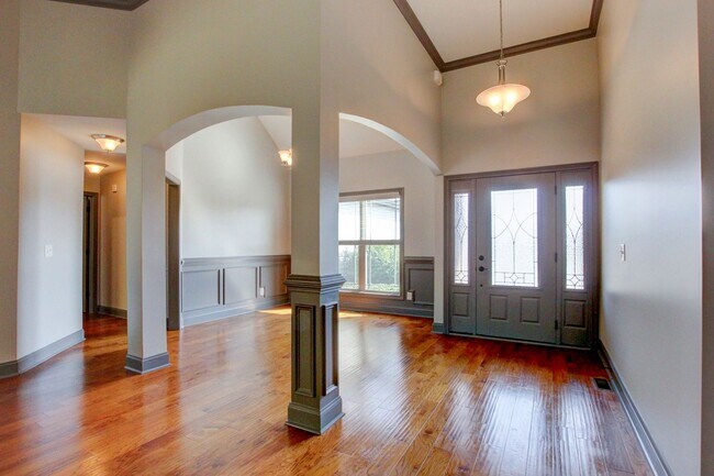 Building Photo - Sango Special.  Exit 11 Special