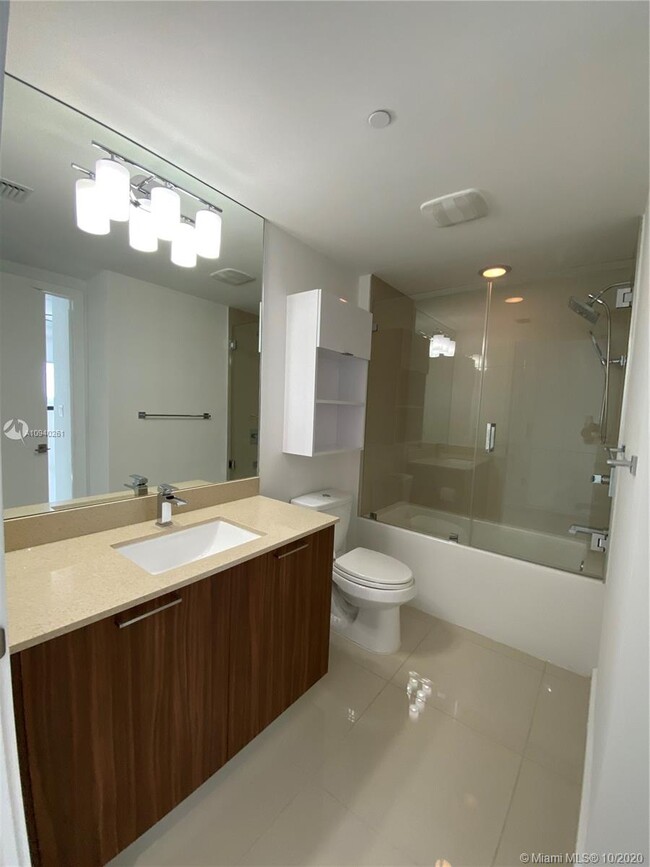 Building Photo - 5300 Paseo Blvd