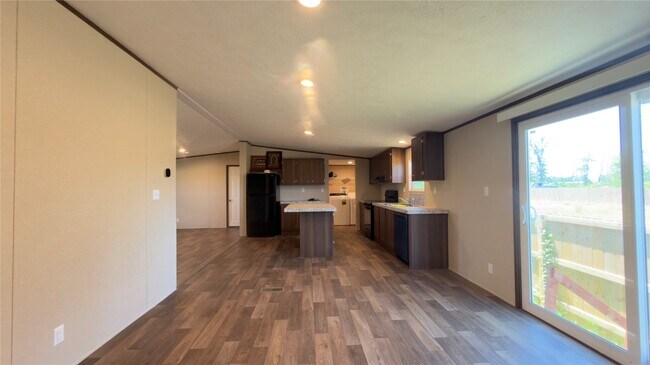 Building Photo - 7173 Rd 5878