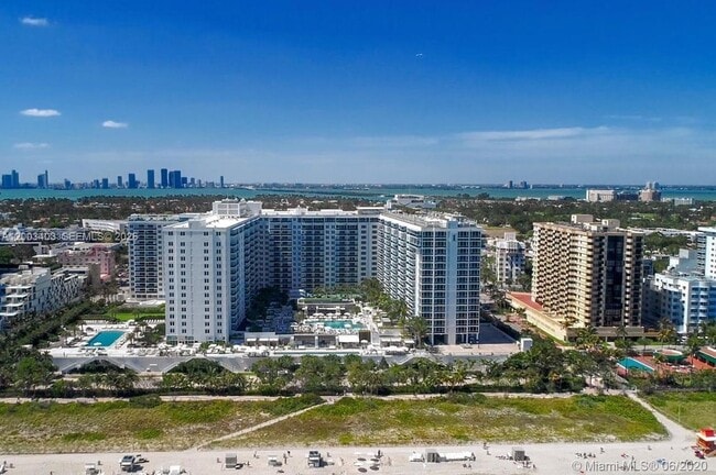 Building Photo - 2301 Collins Ave