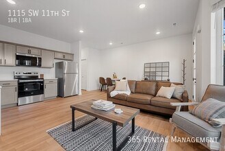Building Photo - 1115 SW 11th St