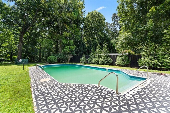 Building Photo - 11917 Shady Oak Ct