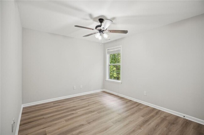 Building Photo - 165 Sable Pointe Dr