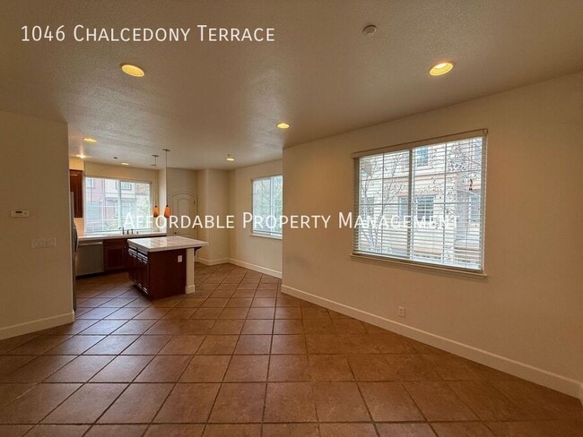 Building Photo - 1046 Chalcedony Terrace