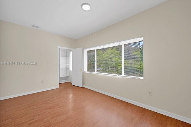 Building Photo - 109 NW 6th Ave