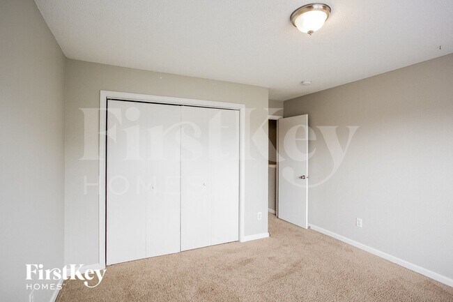 Building Photo - 1353 Cypress Dr