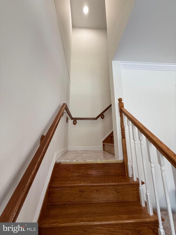 Building Photo - 3003 Preston Ave