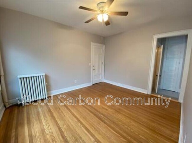 Building Photo - 77 Richmond Ave