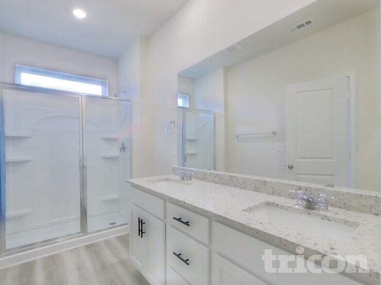 Building Photo - 274 Limestone Cir