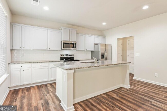 Building Photo - 143 Hunts Ml Cir