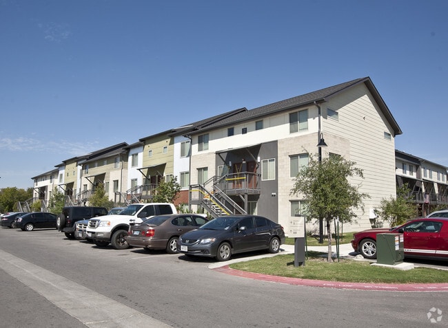 Building Photo - The Thompson