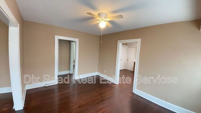 Building Photo - 717 N D St