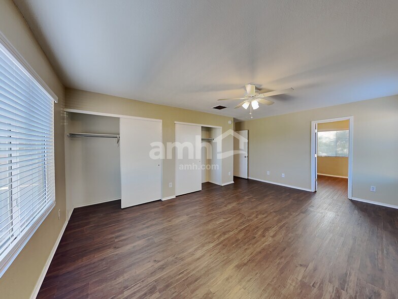 Building Photo - 6237 S Earp Wash Ln
