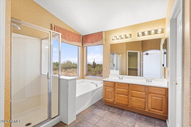Building Photo - 4615 E Red Range Way
