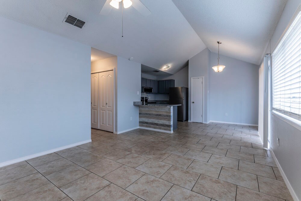 Building Photo - 10254 Dover Rdg