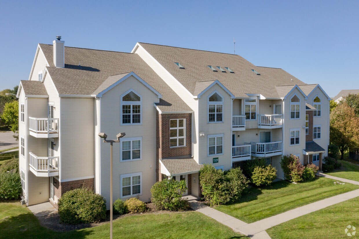 Timberlake Village Apartments Madison