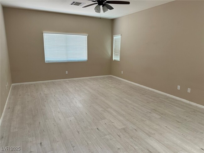 Building Photo - 5438 Winterdale St