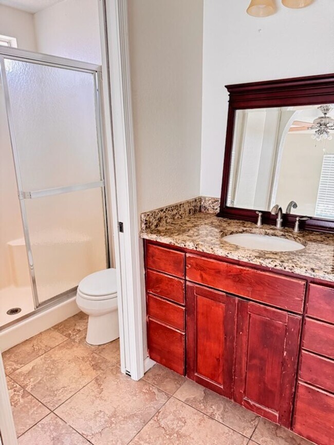 Building Photo - Charming 2 bed in Chandler