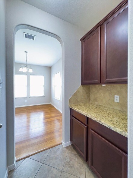 Building Photo - 9935 Blissfull Valley Ln