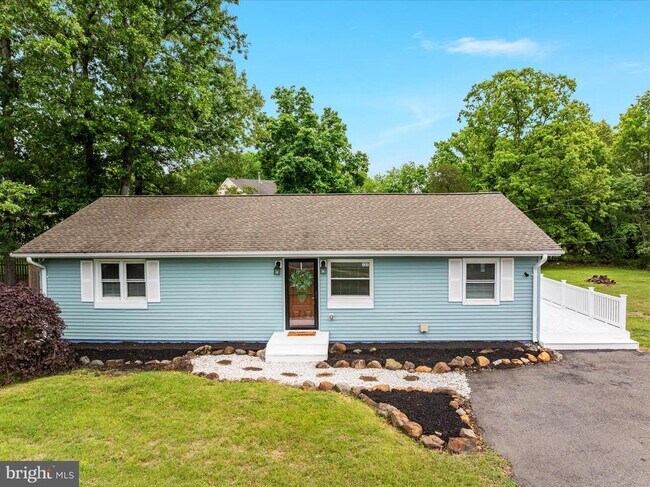 Building Photo - 14013 Glenkirk Rd