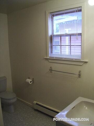 Building Photo - 44 Vale St