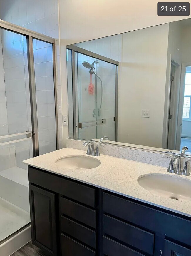 Building Photo - 2949 Reflection Dr