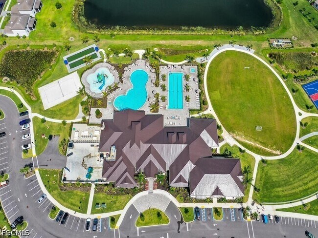 Building Photo - 14087 Winding Cedar Wy