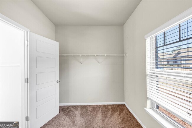 Building Photo - 3777 Shady Maple Dr