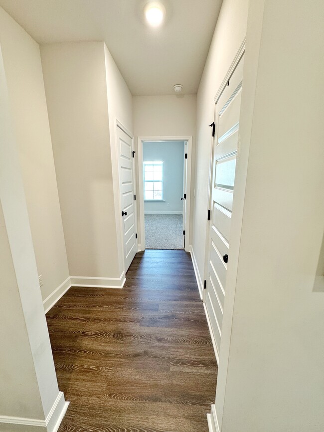 Building Photo - 3017 Dowington Dr