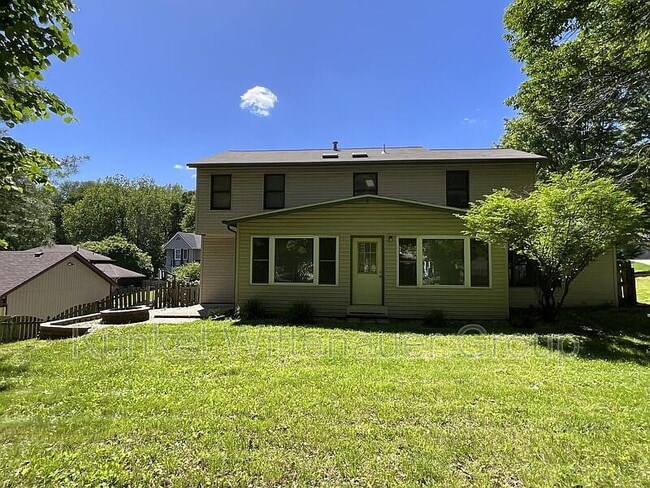 Building Photo - Single Family Home