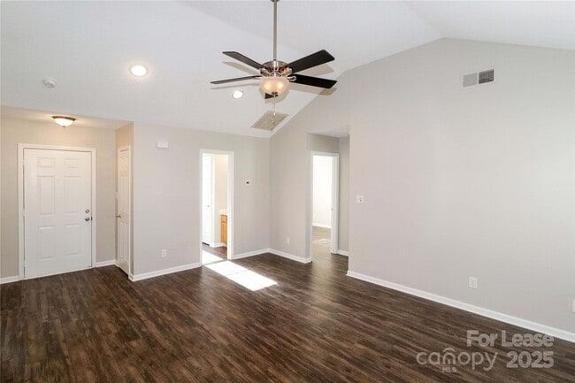 Building Photo - 771 Rebecca Jane Dr