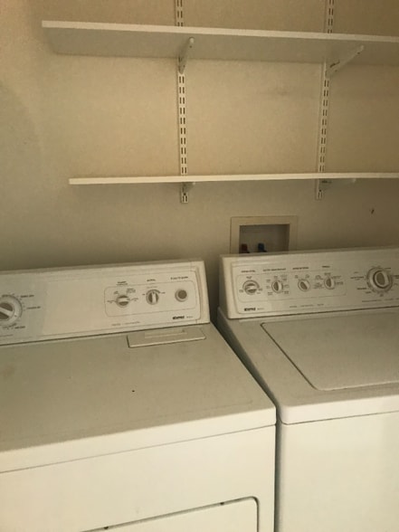 Building Photo - 28503 Pinehurst Cir