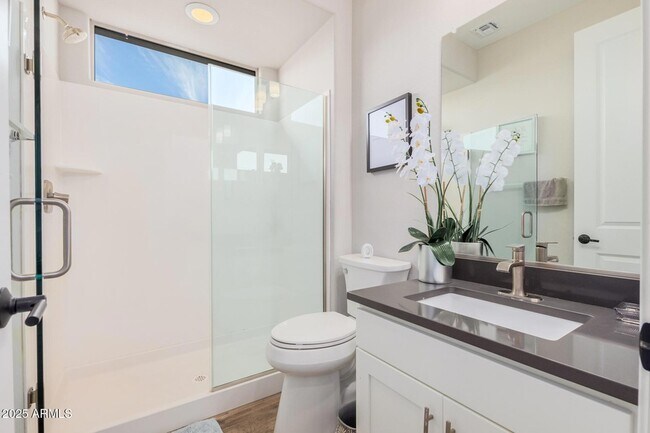 Building Photo - 5654 N 88th Ln