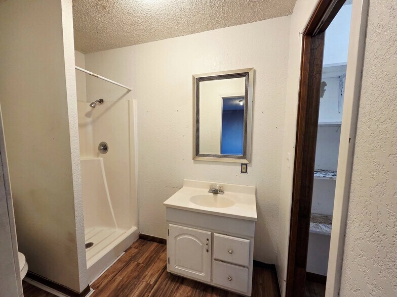 Building Photo - 1503 College Ave