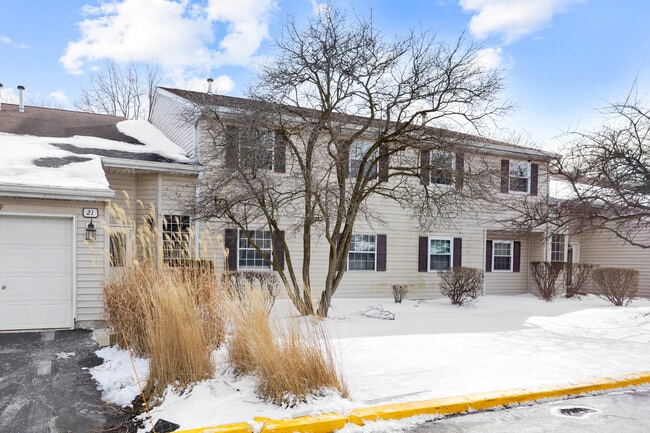 Building Photo - 21 N Park Blvd