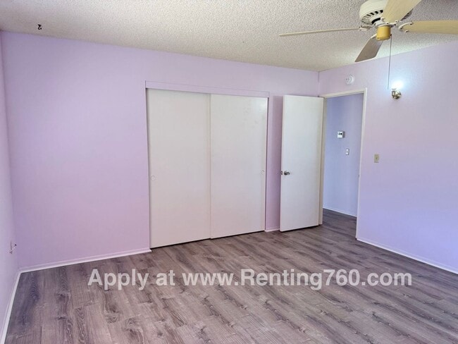 Building Photo - 2 Bed 1 Bath Home Near JT National Park