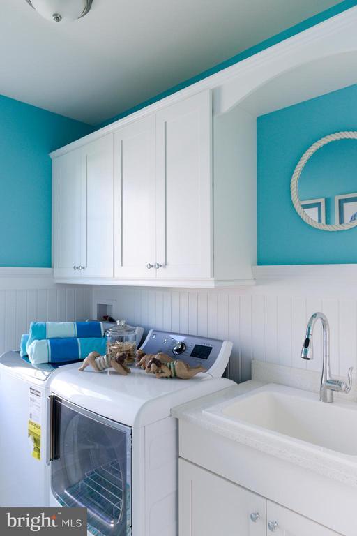 Building Photo - 31611 Exeter Way