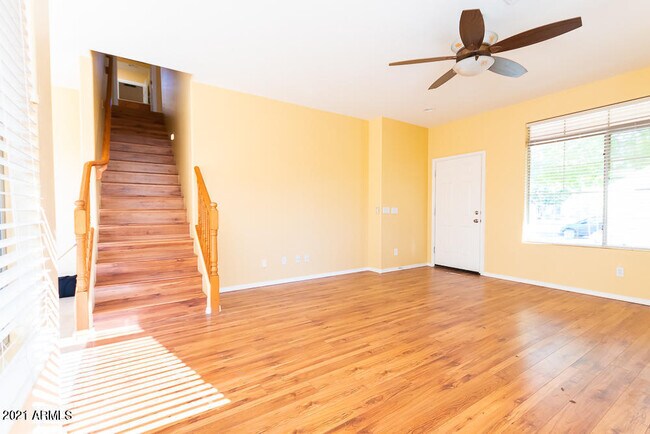 Building Photo - 1296 E Weatherby Way