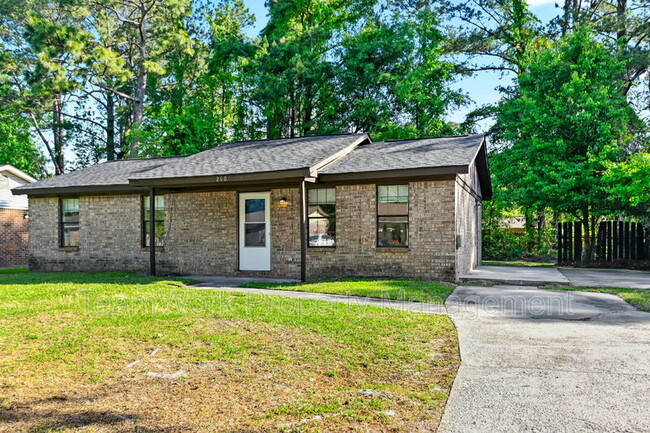 Building Photo - 260 Dorchester Manor Blvd
