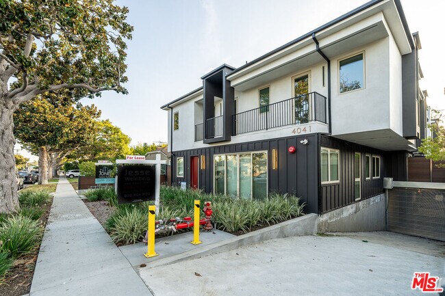 Building Photo - 4041 Sawtelle Blvd