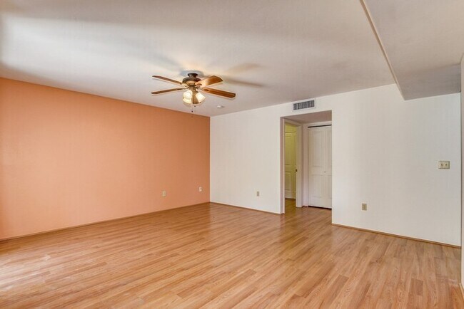 Building Photo - 6790 S Avenida Del Abrazo