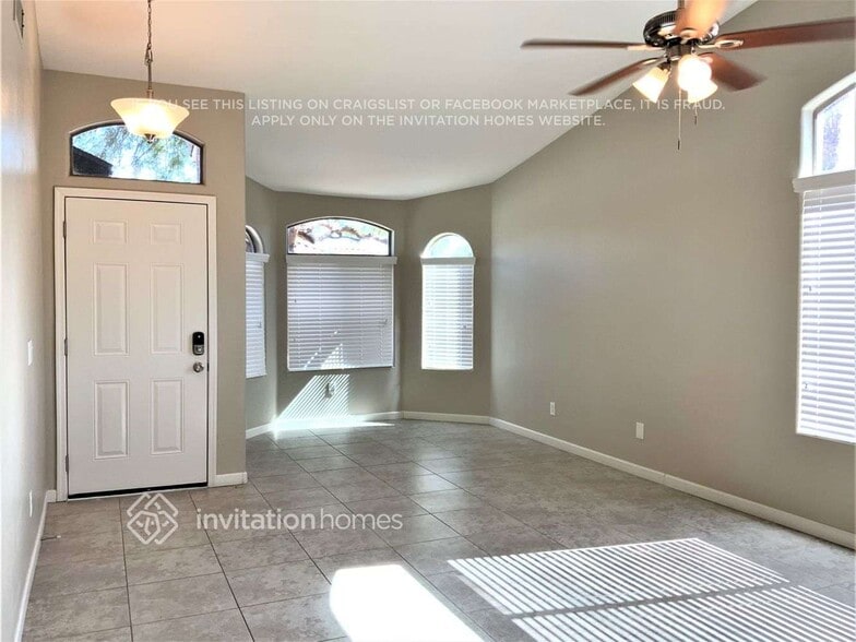 Building Photo - 28472 N Desert Hills Dr