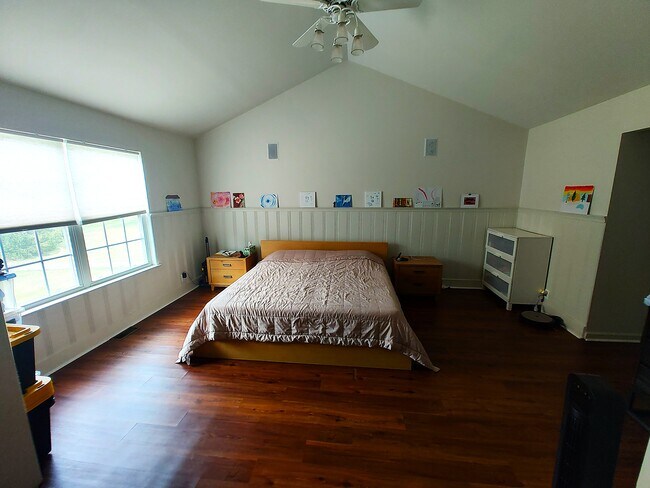 Building Photo - 110 Canterbury Ln