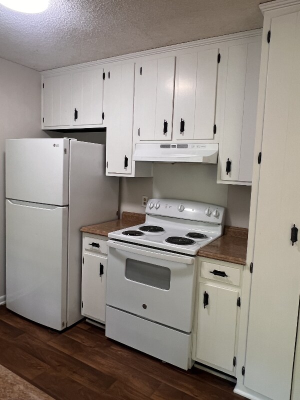 Building Photo - 416 Ocala Ct N