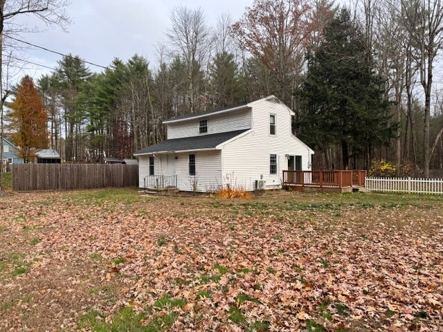 Building Photo - 321 Clinton St