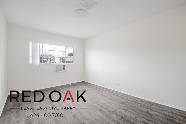 Building Photo - 1365 Orange Grove Ave