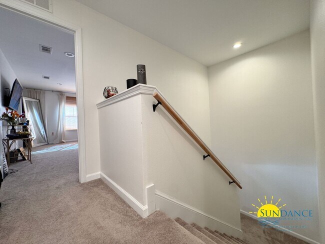 Building Photo - Stunning 4 Bedroom Home in Shiloh Place!