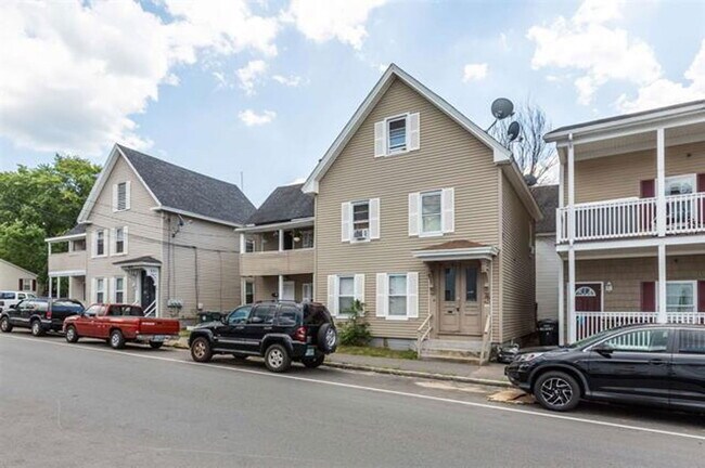 Building Photo - 421 Spruce St